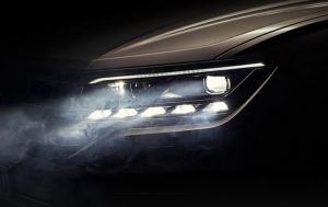 Volkswagen showed matrix headlight new version of Touareg