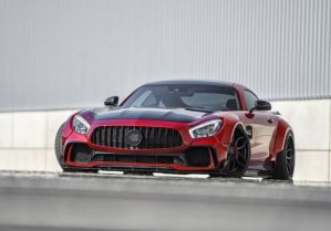The Germans built a very wide and low Mercedes-AMG GT S
