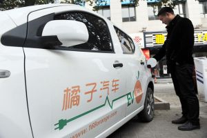 Продажи электромобилей в Китае выросли в два раза