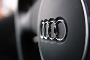 Audi опережает BMW в продажах