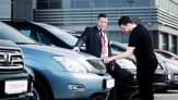 Кабмин разрешил автосалонам оформлять сделки купли/продажи подержанных авто