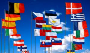 Европа обещает принять меры при несоблюдении норм автомобильных выбросов