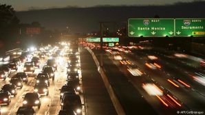 В США хотят оборудовать "электрозаправки" 40000 километров хайвеев