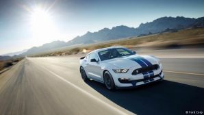 Toyota и Ford создали консорциум для производства "подключенных" авто