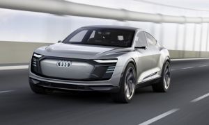 Компания Audi показала свой мощный электромобиль
