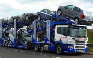Двойное ускорение. Импорт легковых автомобилей бьет рекорды