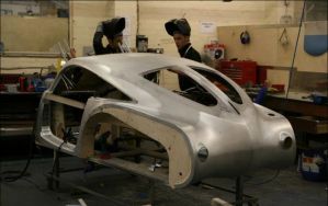 Автомобили из дерева и электрический фургон от Ford - мировые автоновости