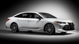 Toyota представила седан Avalon 2019 модельного года