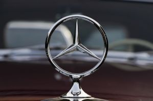 Mercedes-Benz «електрифікує майбутнє»: до 2022 року автовиробник випустить електроверсії кожної моделі своїх лінійок