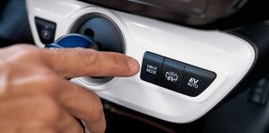 Toyota в 20 разів здешевила магніти для двигунів електромобілів