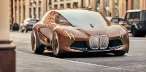 BMW рекордно збільшить витрати на дослідження та розробку електрокарів і безпілотних авто