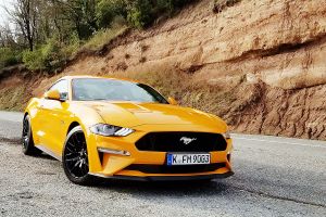 Ford Mustang став найпопулярнішим спорткаром в світі третій рік поспіль