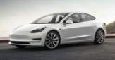 Tesla представила самый быстрый электрокар в мире