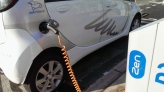 In Australia, the owners of electric cars themselves organized a network of charging stations