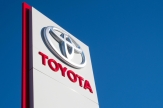 Toyota will invest $ 1bn in rival Uber - Grab