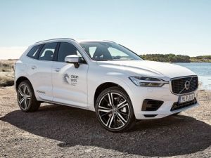 Volvo робитиме автомобілі з переробленого пластику