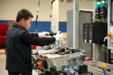 BMW will invest almost 5 billion dollars in Chinese batteries