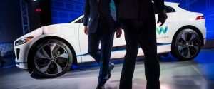 Разработчик робомобилей Waymo открыл представительство в Китае
