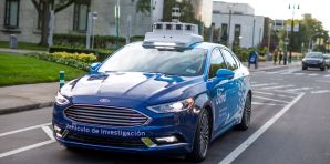 Ford хоче замінити смартфоном кермо в безпілотному автомобілі