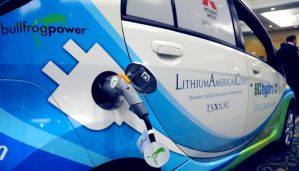 Нідерландських автовласників заохочуватимуть "пересідати" на електрокари