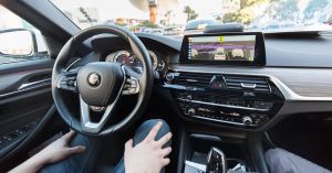 Lyft показав, як безпілотні авто можуть «спілкуватися» з людьми