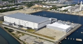 Попит зростає: Panasonic майже вдвічі збільшить виробництво батарей для електромобілів