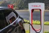 Tesla випустила оновлене програмне забезпечення, щоб електрокари автовиробника «не мерзли»
