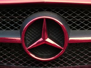 Mercedes побудує в Польщі завод з виробництва батарей для своїх електромобілів