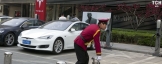 Зарядки Volkswagen обладнають «павербанками від Tesla
