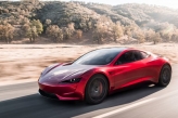 Tesla обмежила можливості електрокарів для європейців
