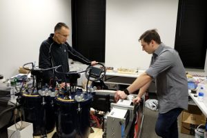 Заправка электромобиля за считанные минуты стала реальностью: ученые создали новую батарею