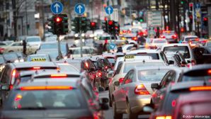 Европарламент ужесточил нормы выброса углекислого газа новыми автомобилями в Европе