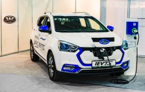 В Украине презентован новый електрокросcовер JAC IEV7S