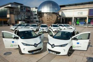 В Бристоле запустили прокат на электрических автомобилях Renault Zoe