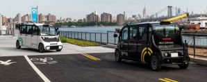 В Нью-Йорке запустили первое бесплатное беспилотное такси