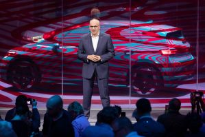 Volkswagen: «Переломным моментом в судьбе электромобилей станет достижение паритета стоимости с бензиновыми автомобилями»