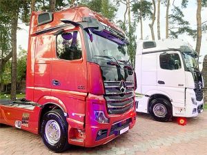 The most innovative Mercedes-Benz Actros truck introduced in Ukraine