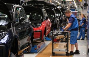 Понад 400 000 робочих місць буде втрачено в Німеччині після переходу на електромобілі