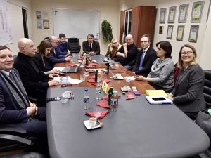 Trade Counselor of the Austrian Embassy meets with the Chairman of the Federation of Employers of Transcarpathia at the Eurocar factory